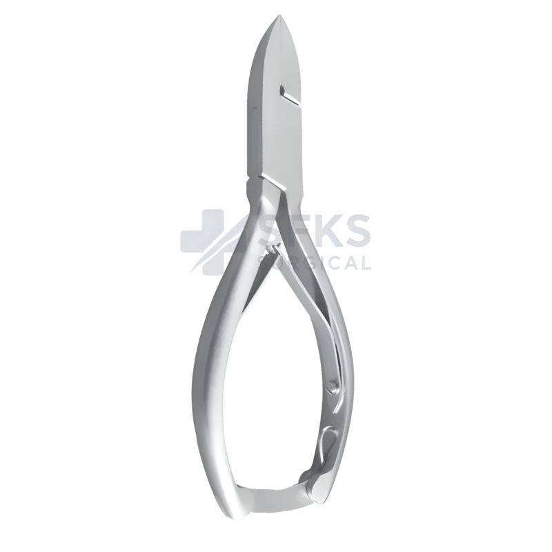 Nail nippers with straight point (1)